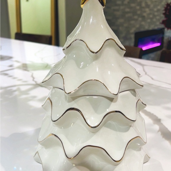 Canister - Picture 2 of 3